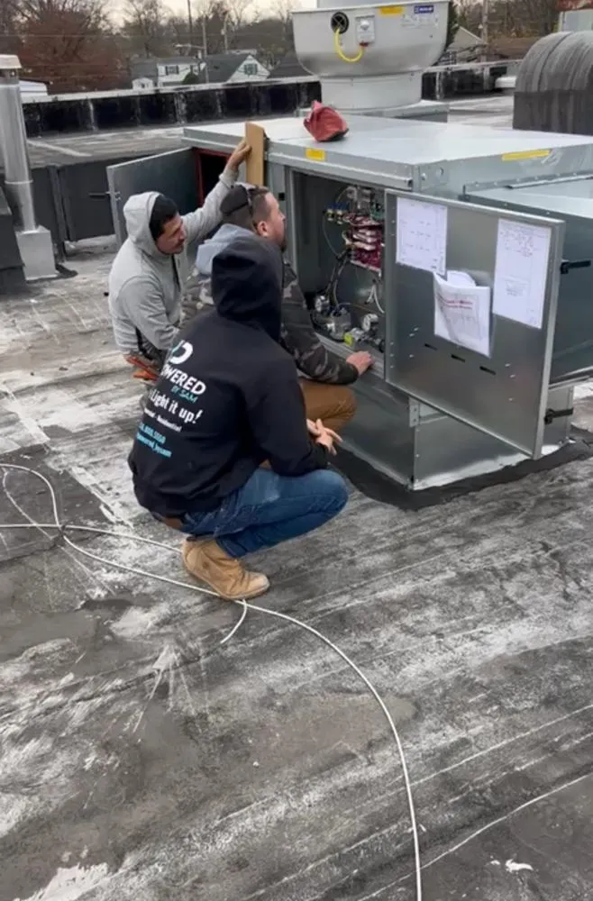 Slide of Powered by Sam