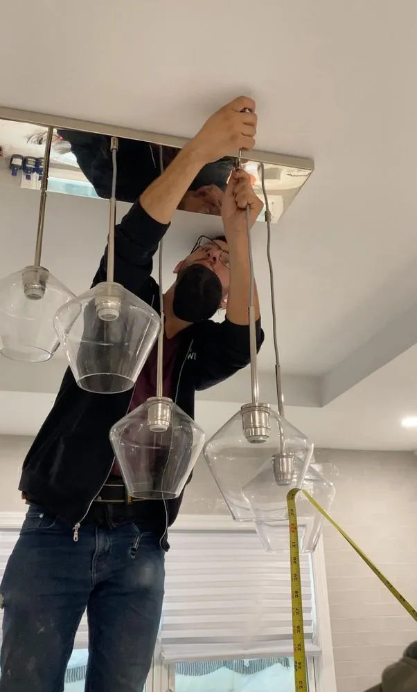 Slide of Powered by Sam