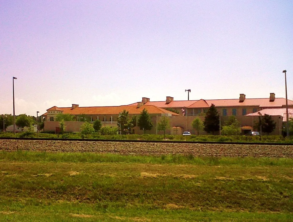 Licensed electrician providing wiring installation in , 