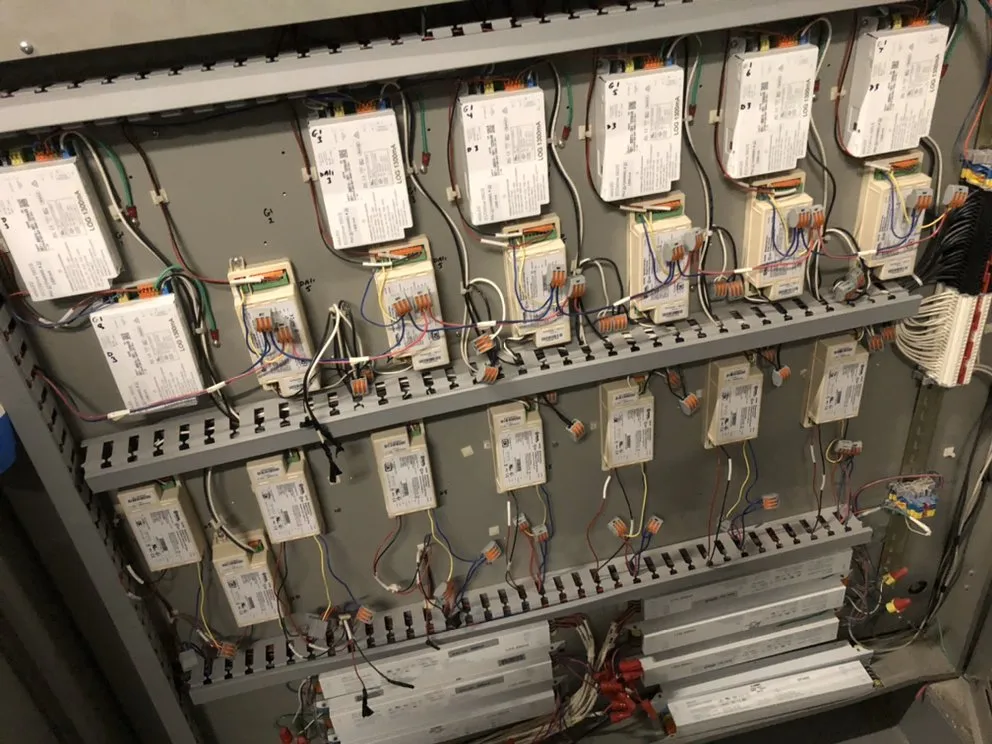 Professional electrician providing emergency electrical service in Washingtonville, NY - Powergen Electric