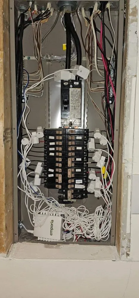 Slide of Powermax Energy Solutions