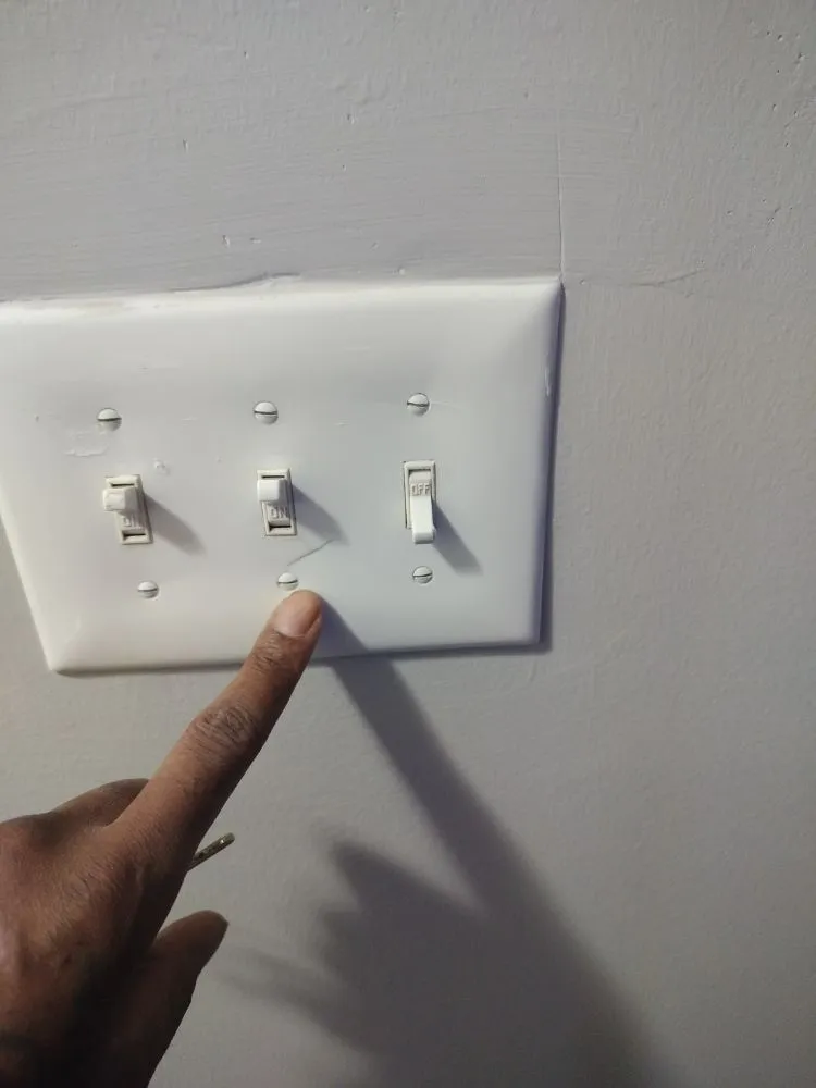 Slide of Praylow Electric