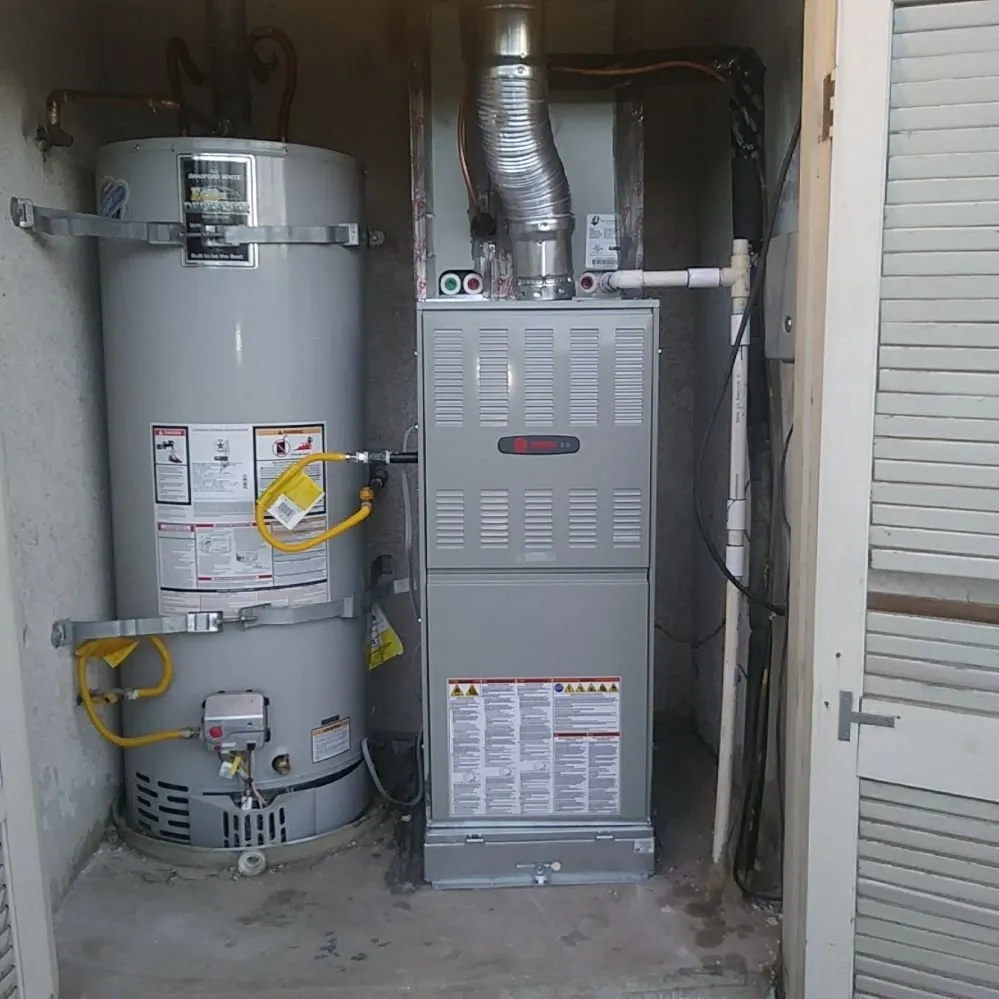 Professional electrical service for homes in emergency electrical service,  by 