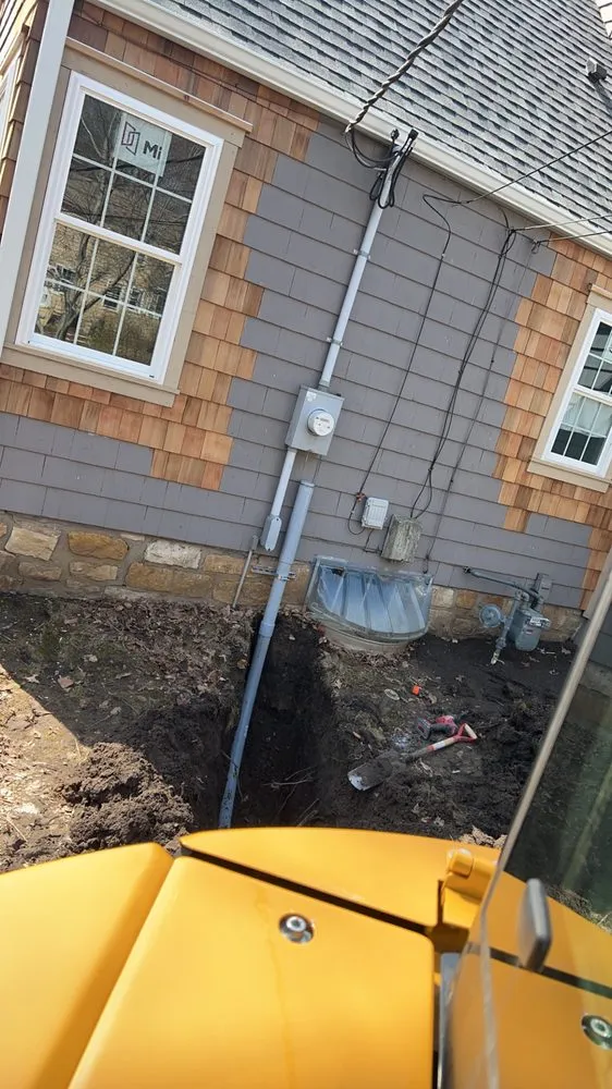 Certified electrical service for homes in wiring installation, by