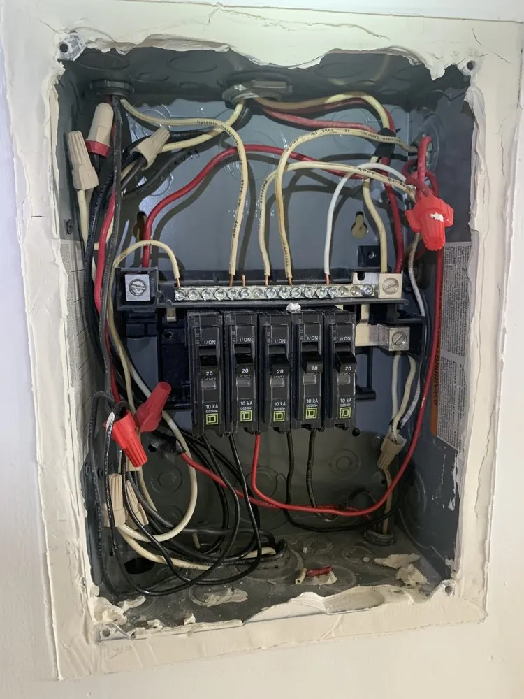 Affordable electrical repair experts serving La Crescenta, CA - Preferred Electric Services