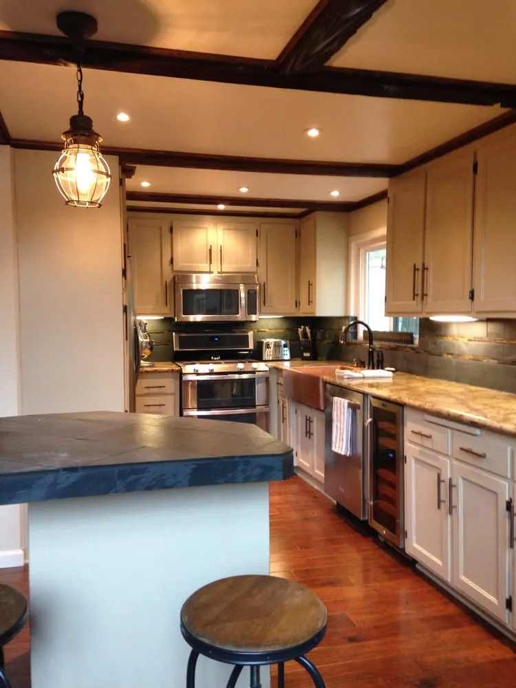 Slide of Premier Construction