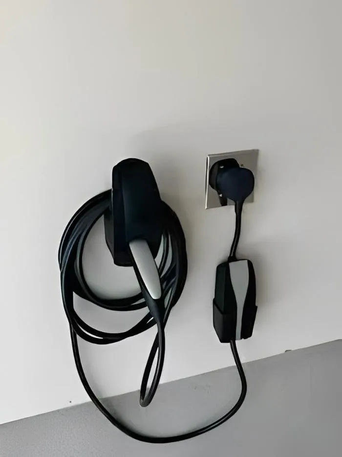 Slide of Premier Maintenance Group & Electric