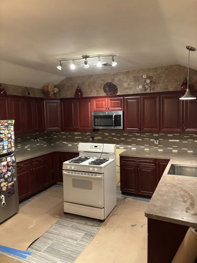 Expert electrical service for homes in emergency electrical service,  by 