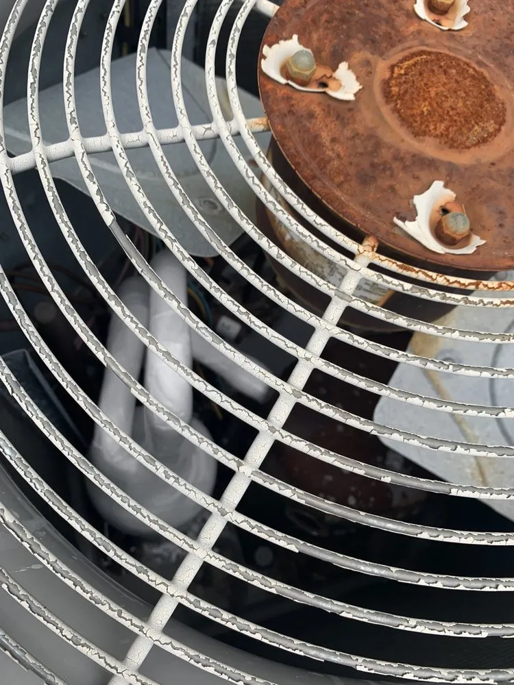 Slide of Premiere Handy