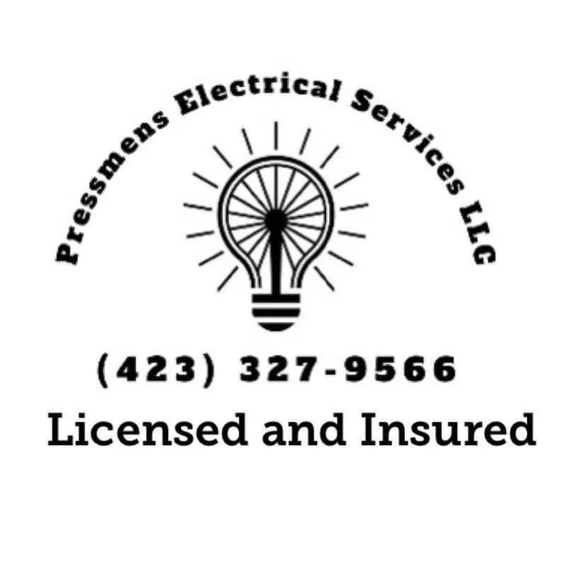 Licensed electrician providing electrical repair in , 