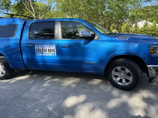 Prestige electric Logo