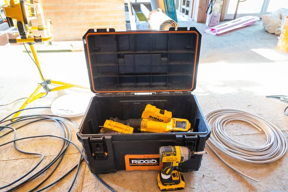 Slide of Pricelight Electric Company