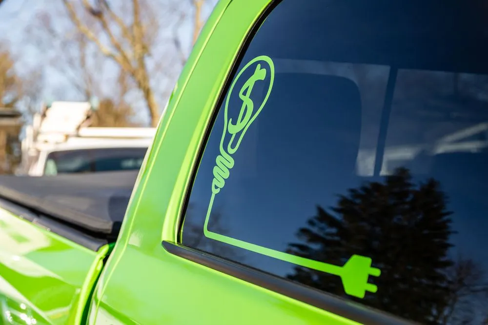 Slide of Pricelight Electric Company