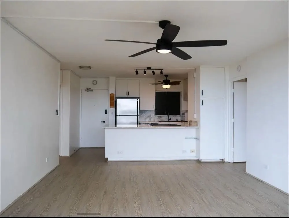 Slide of Primary Electric Hawaii