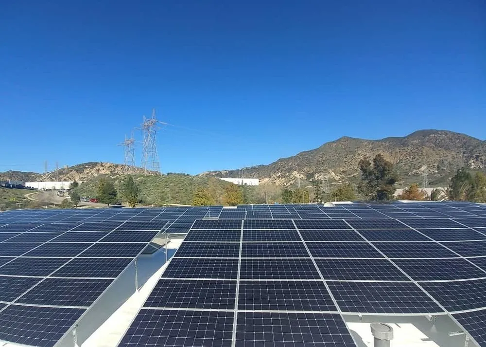 Expert outlet and switch repair in Winnetka, CA by Prime Energy Group
