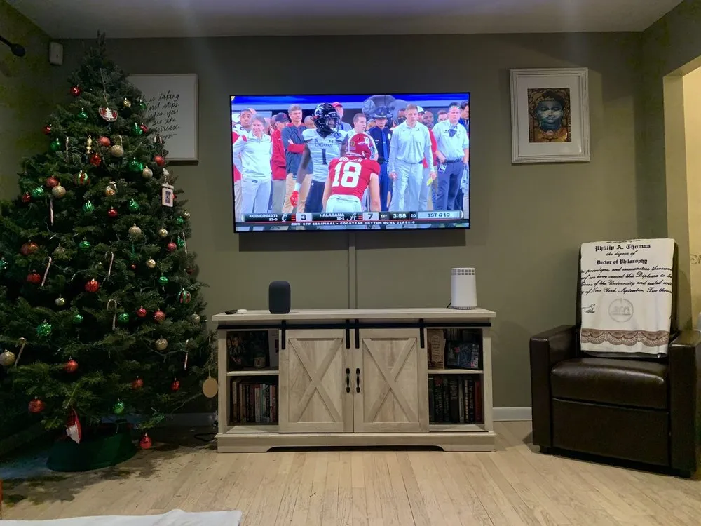 Slide of Primo TV & Home Services