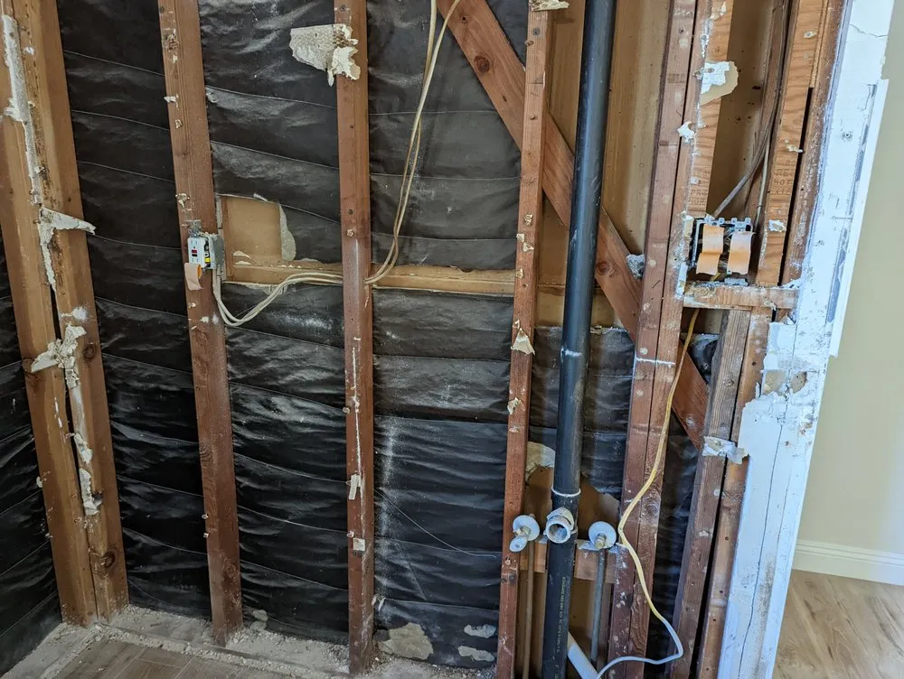 Slide of Primo's Electrical Services