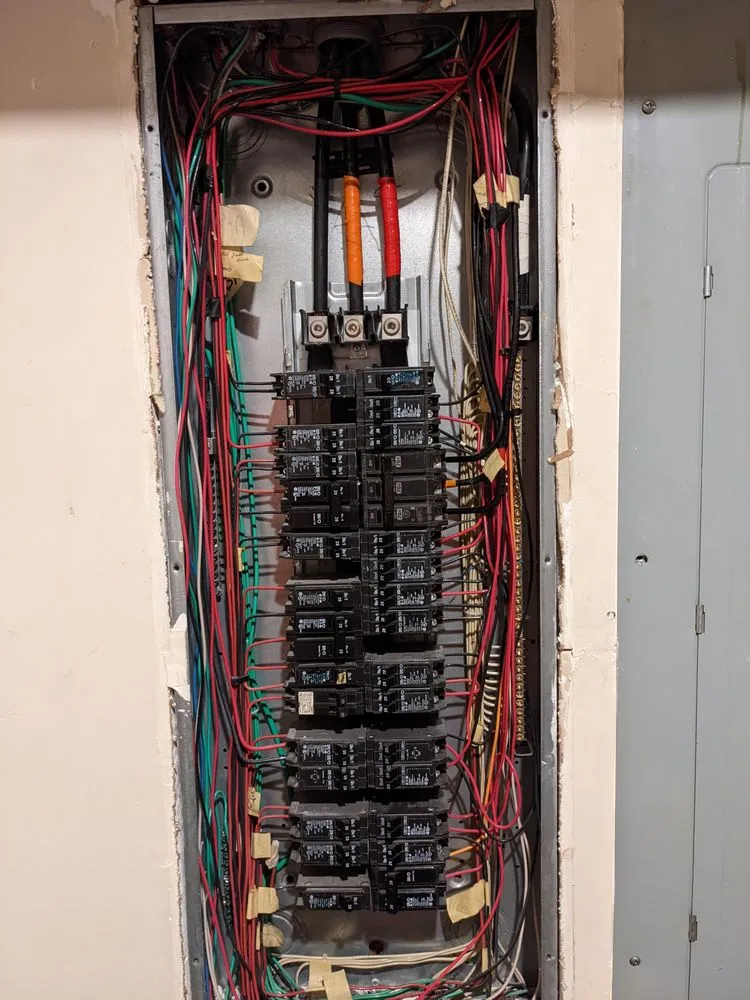 Slide of Primo's Electrical Services