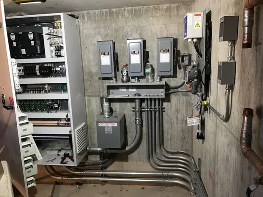 Prince Electric Logo