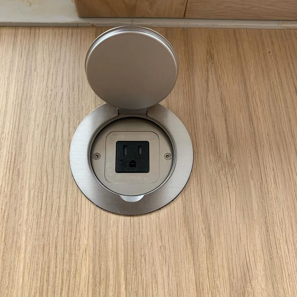 Slide of Prince Electricians