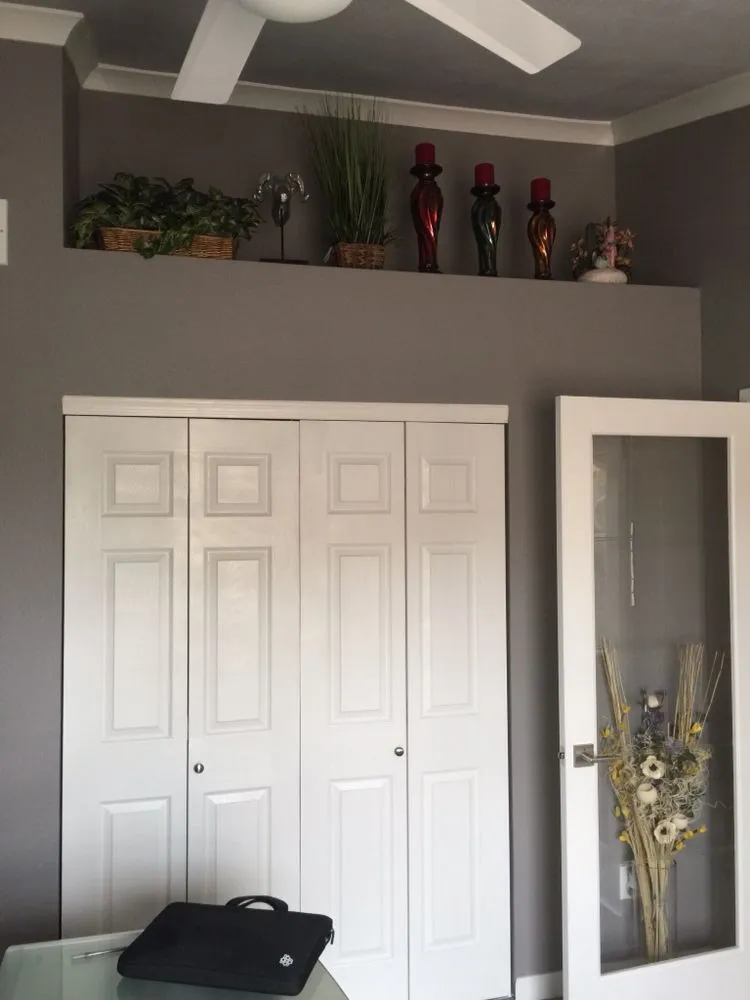 Emergency electrician providing lighting installation in , 