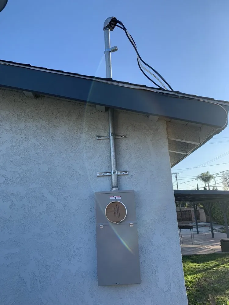 Slide of Pro Electrician