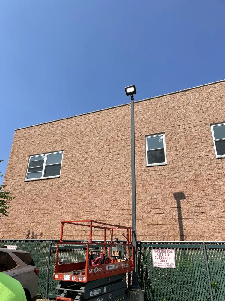 Slide of Pro Grid Electric