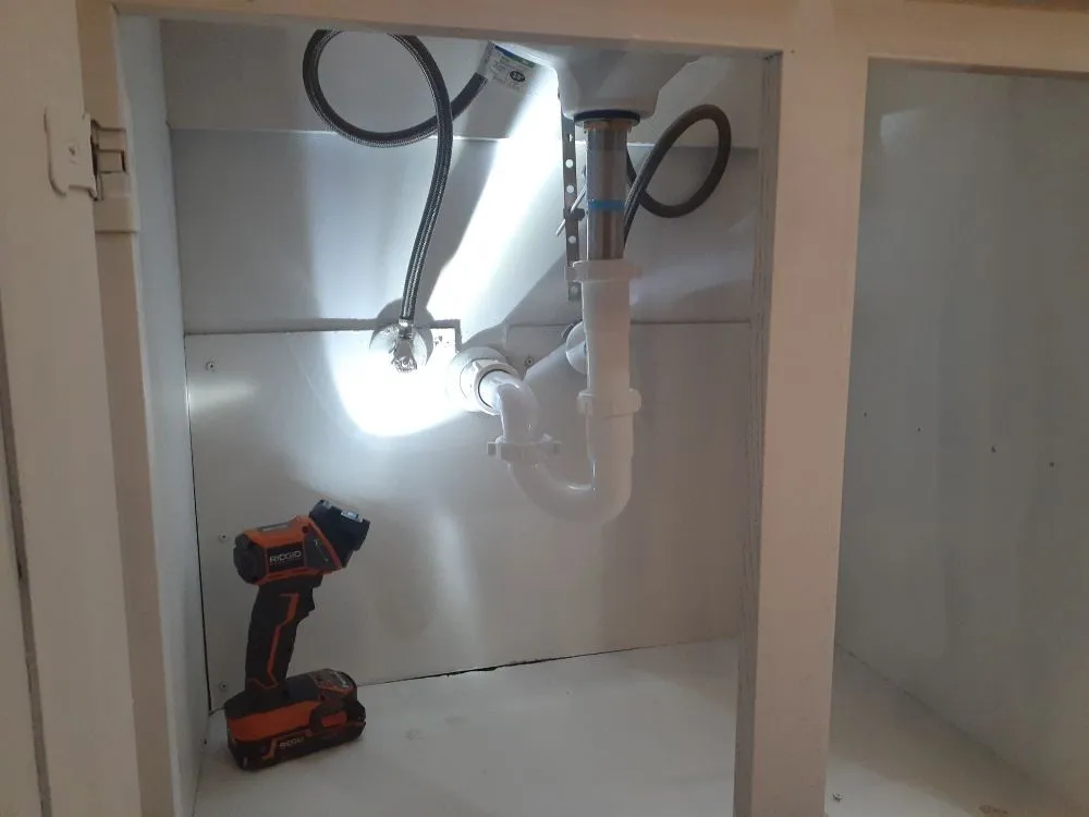 Reliable emergency electrical service experts serving , - Pro Handyman Solutions