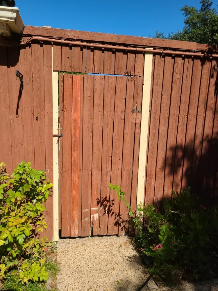 Slide of Pro Handyman Solutions