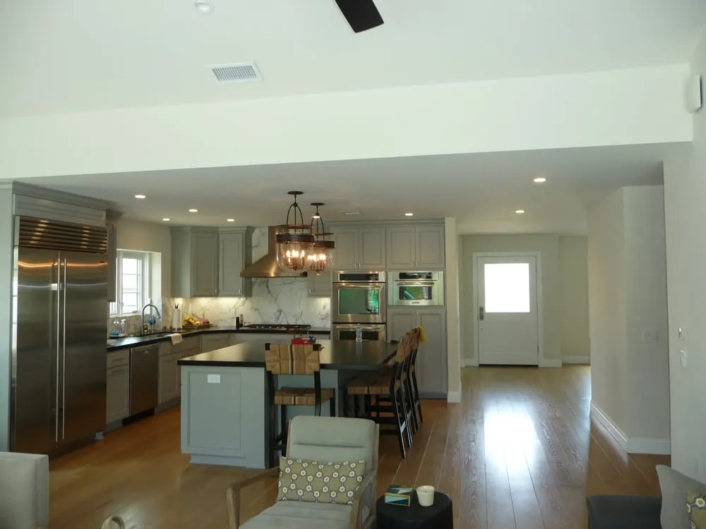 Slide of Pro-Line Electric