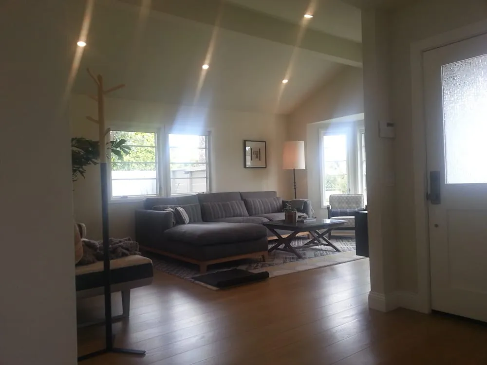 Slide of Pro-Line Electric