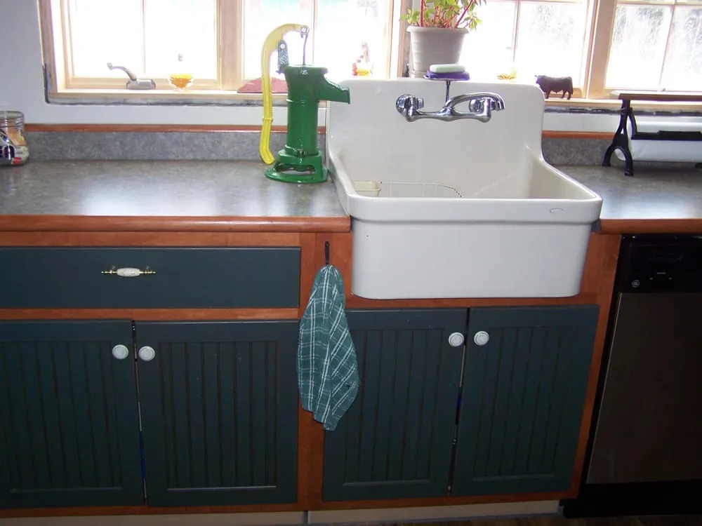 Reliable electrician providing outlet and switch repair in Newport Center, VT - Pro Quality Cabinets