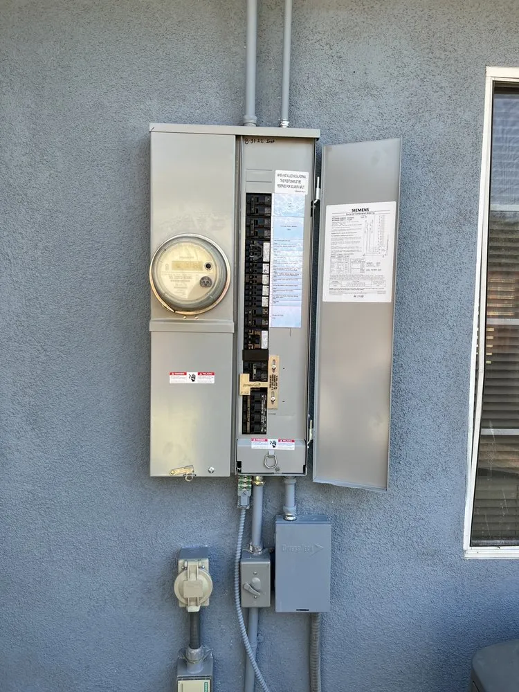 Slide of Pro Service Electricians