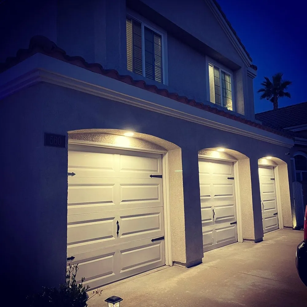 Slide of Pro Service Electricians