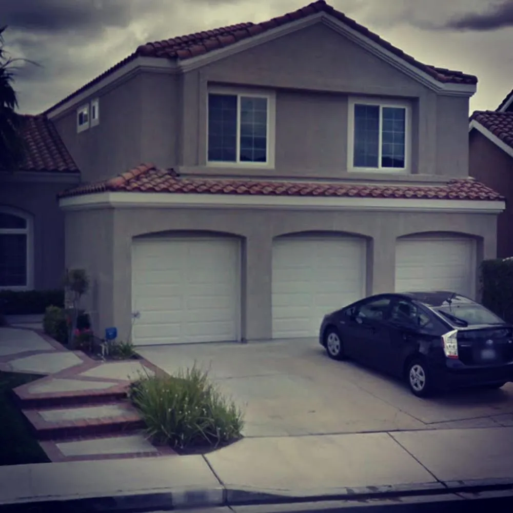 Slide of Pro Service Electricians