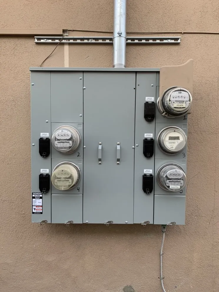 Slide of Pro Service Electricians