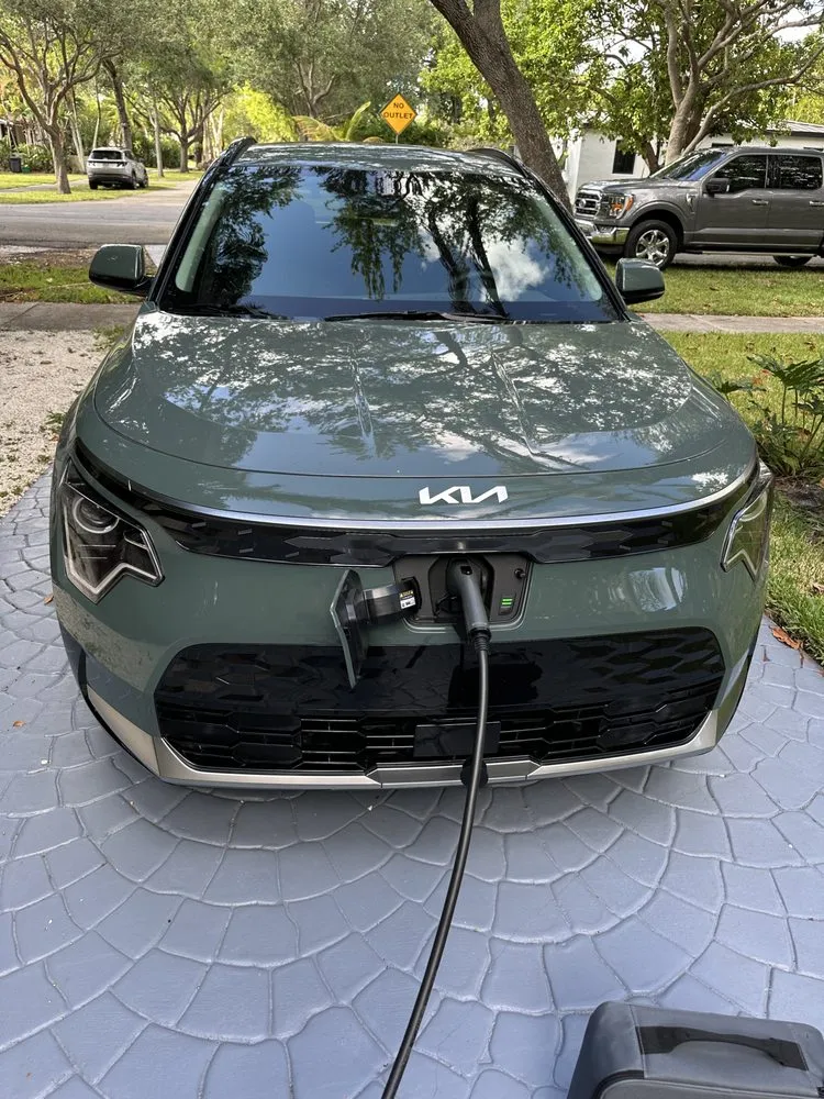 Slide of Pro Solutions Ve