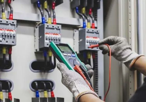 Reliable electrician providing wiring installation in Kingwood, TX - Pro Tech EIectric