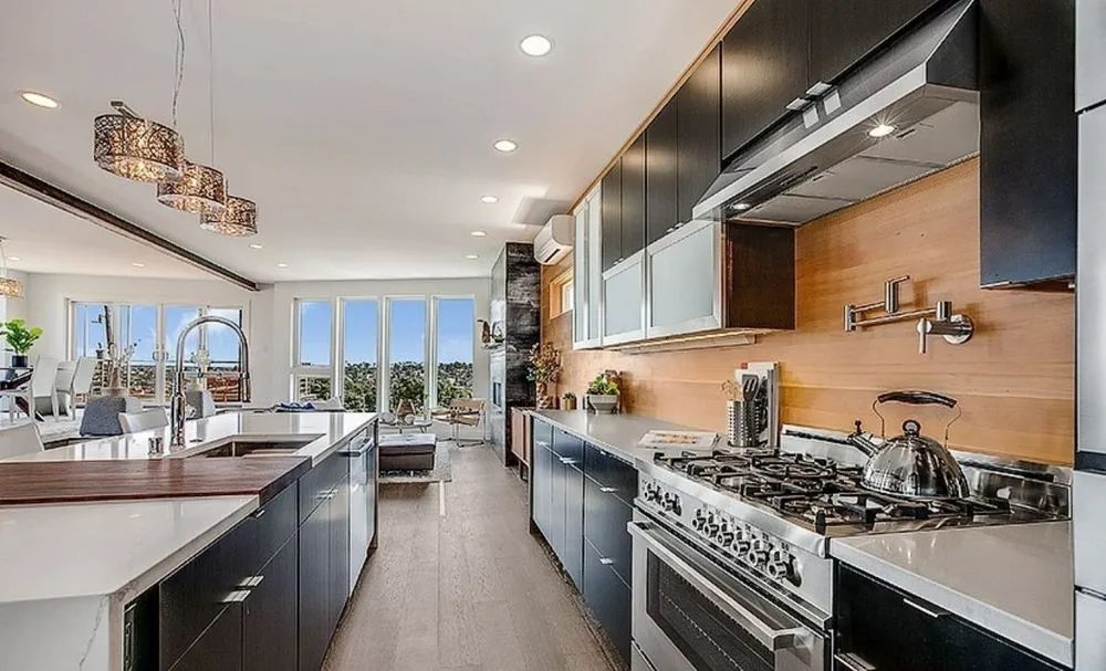 Slide of Pro Town Electric