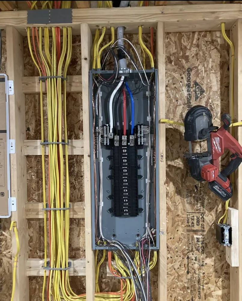 Professional electrician providing emergency electrical service in , 