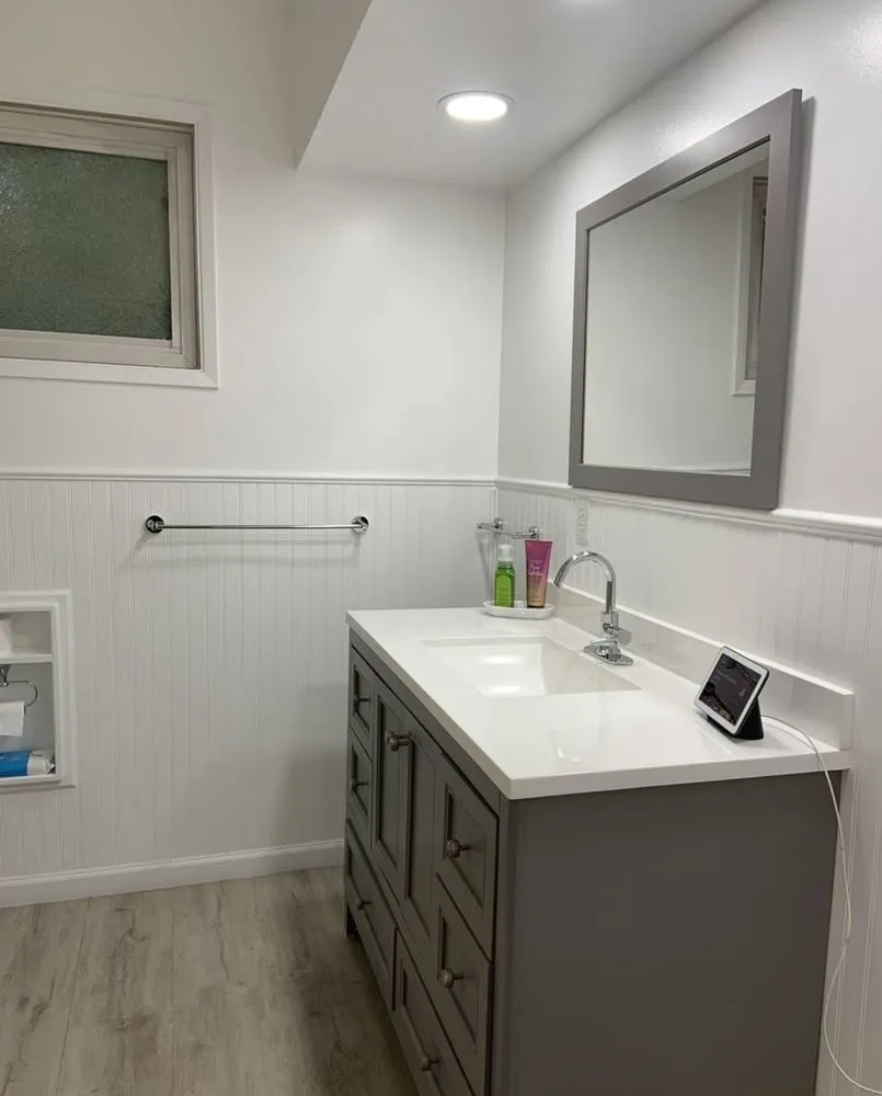 Licensed emergency electrical service experts serving , - ProCore Building Maintenance & Construction