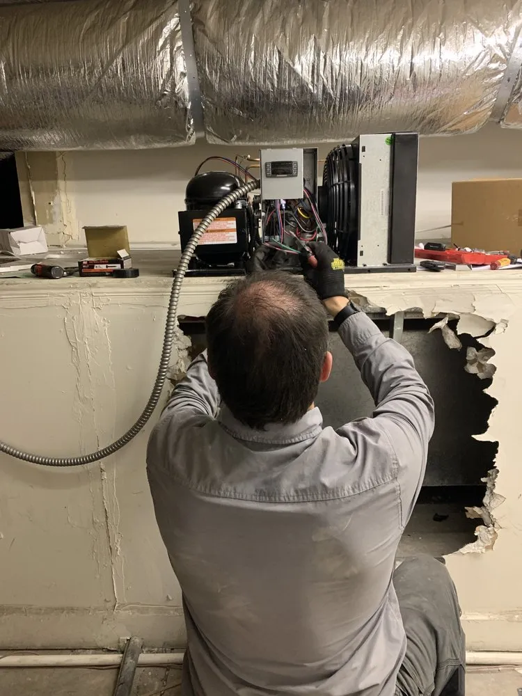 Affordable electrical service for homes in lighting installation,  by 