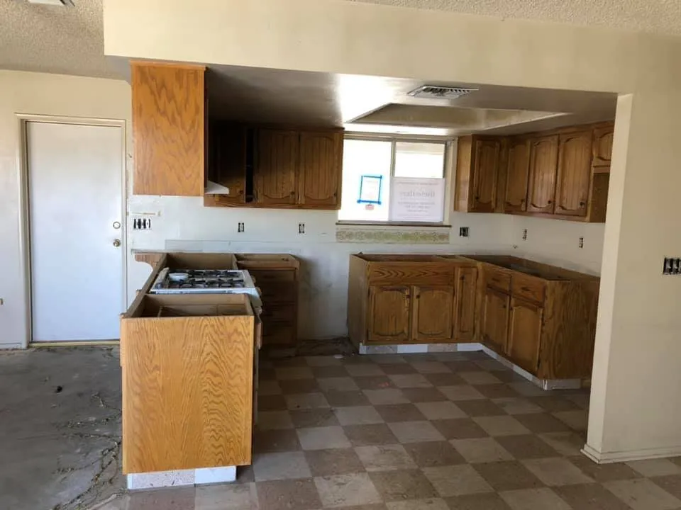 Affordable electrical repair in ,  by Professional Building Solution