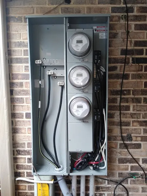 Expert wiring installation in , by Professional Construction Company