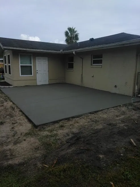 Emergency electrician providing emergency electrical service in ,