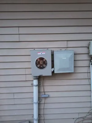 Professional Electrician Maldonado