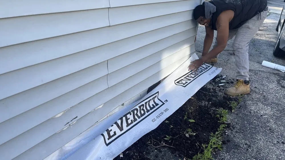 Trusted electrician providing outlet and switch repair in , 