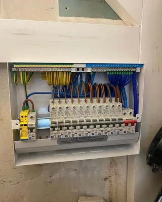 Profound Electrical Repair Logo