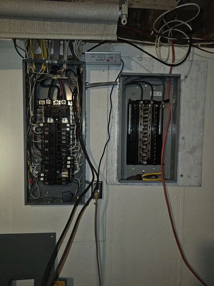 Professional electrician providing wiring installation in , 