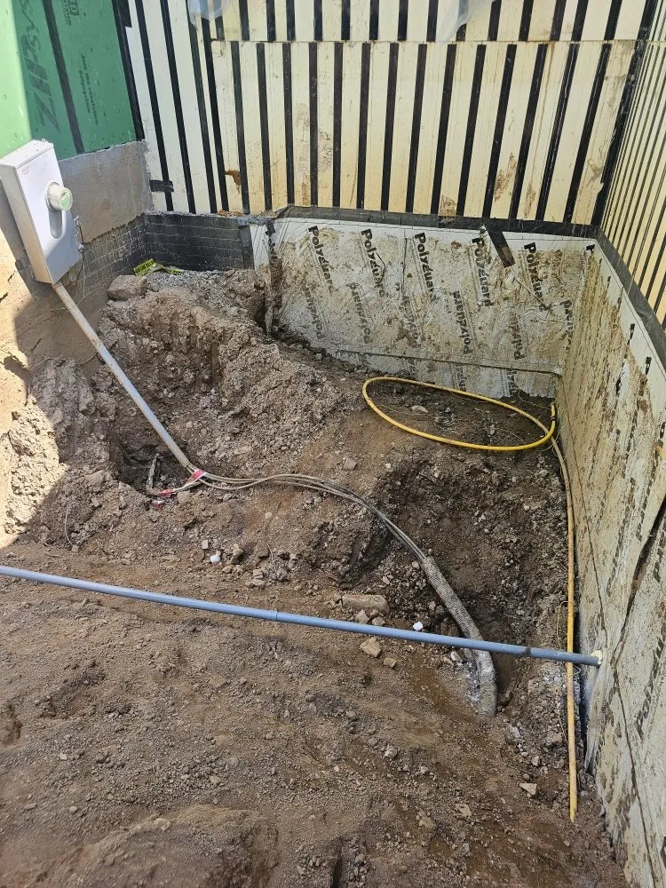 Emergency electrical service for homes in wiring installation,  by 